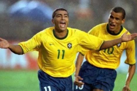 爱德华兹以 爱德华兹以