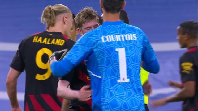 在防守端 在防守端