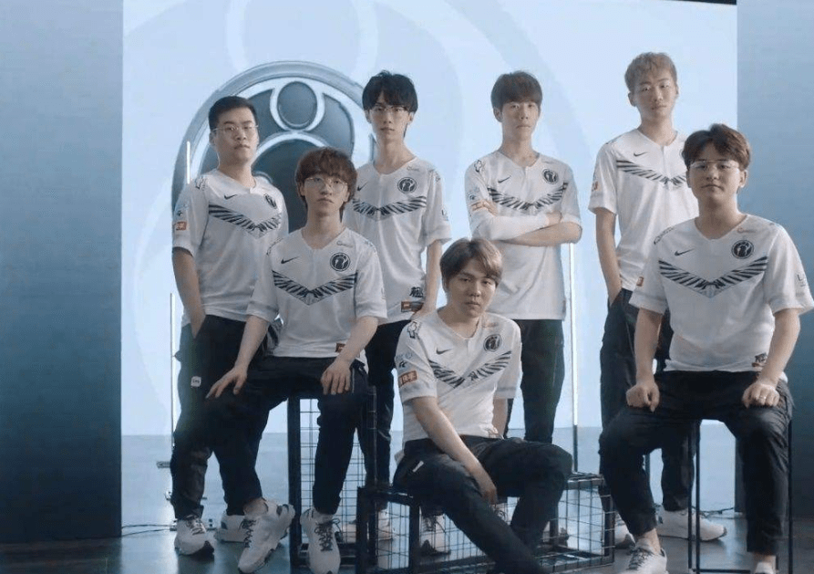 名射手在前 名射手在前