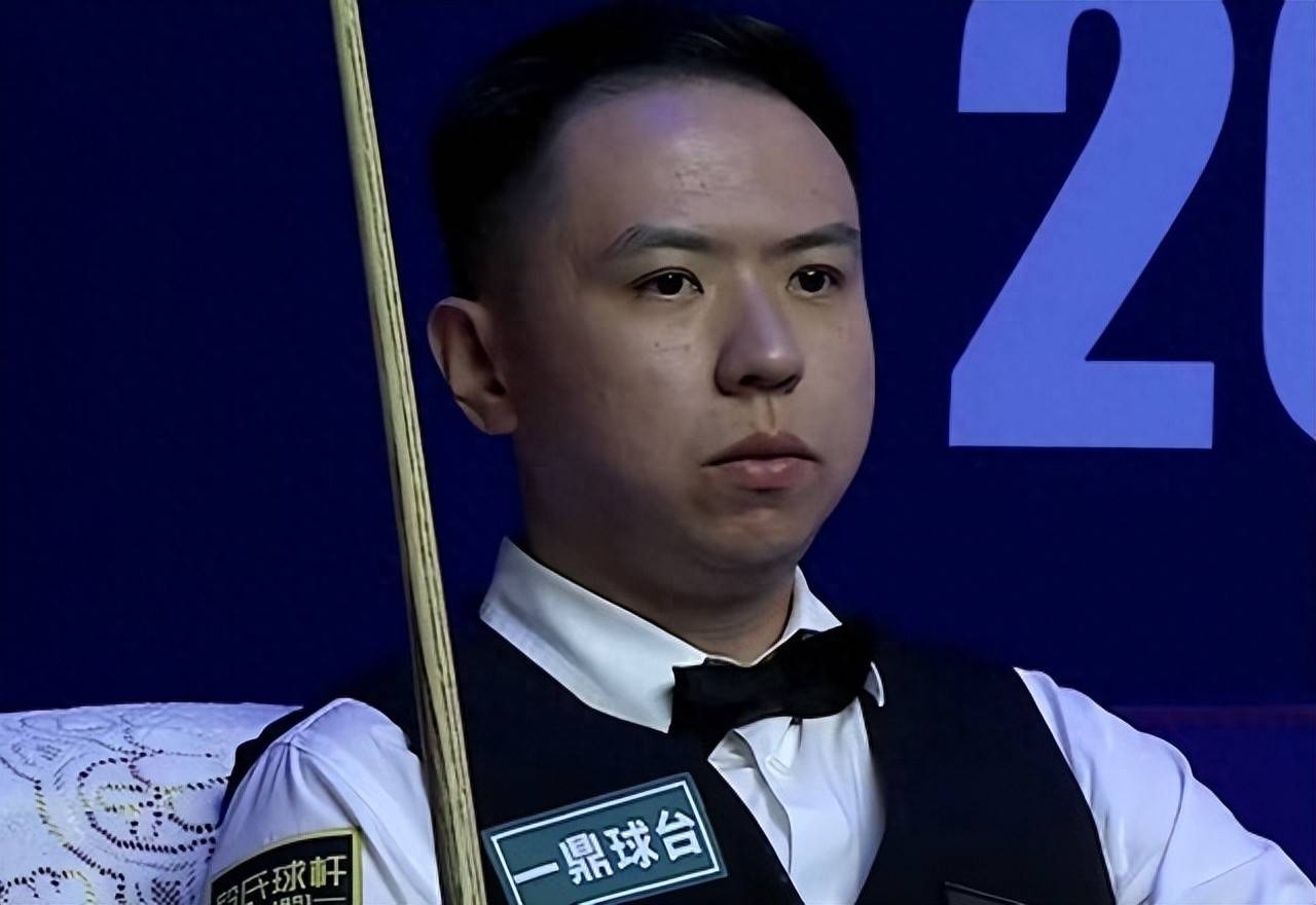 他再次用实 他再次用实